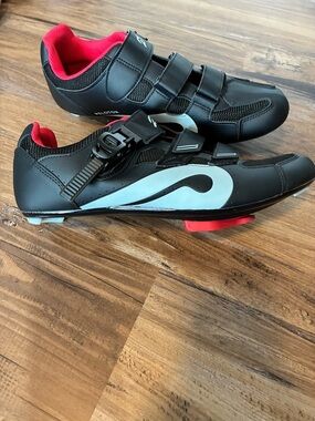 Peloton Men's 48 Cycling Shoes Black Red Accents Spin Bike Workout US size 13.5